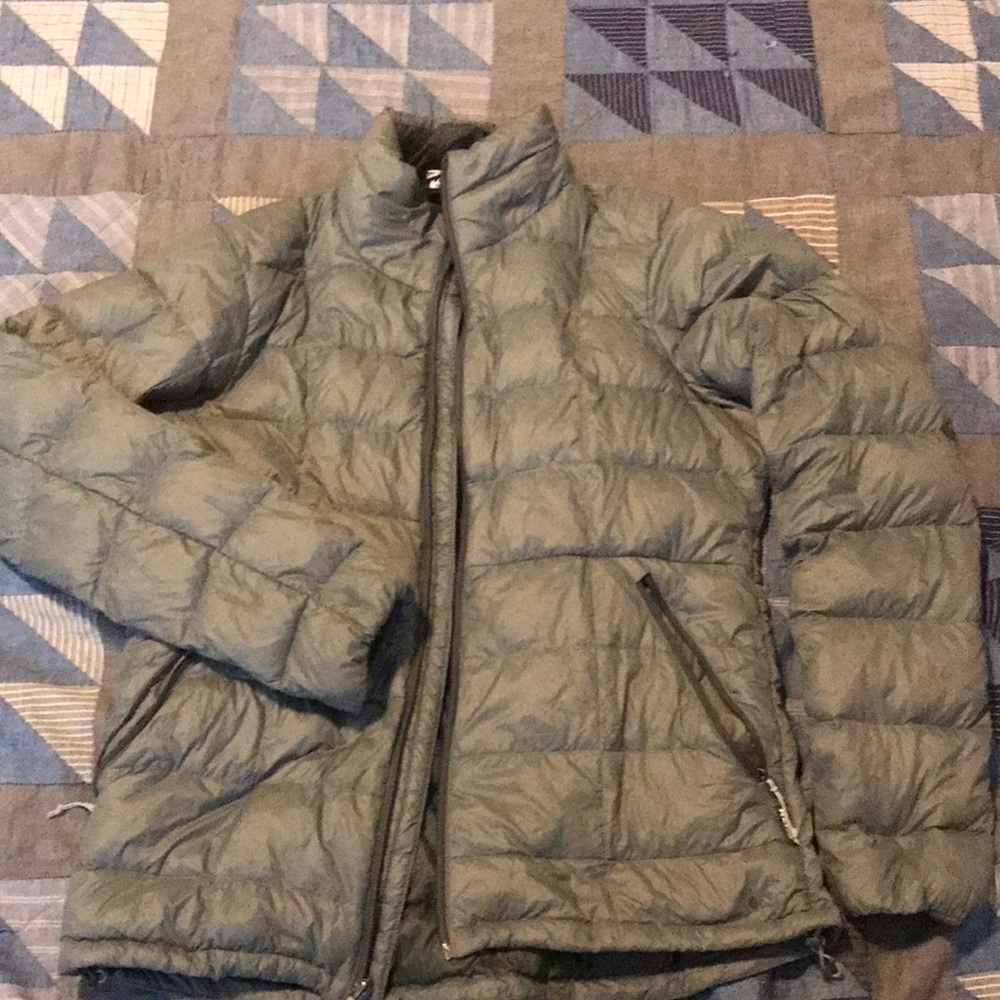 REI Womens puffer sage green size small